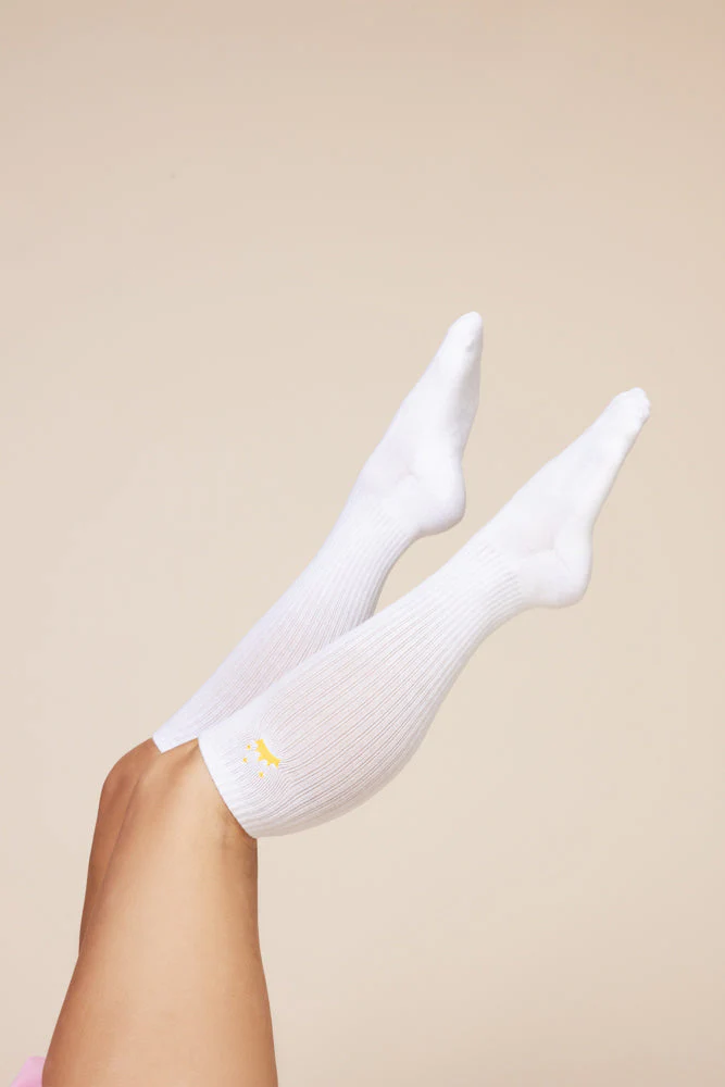 104-knee-high-socks-bright-white-1.webp