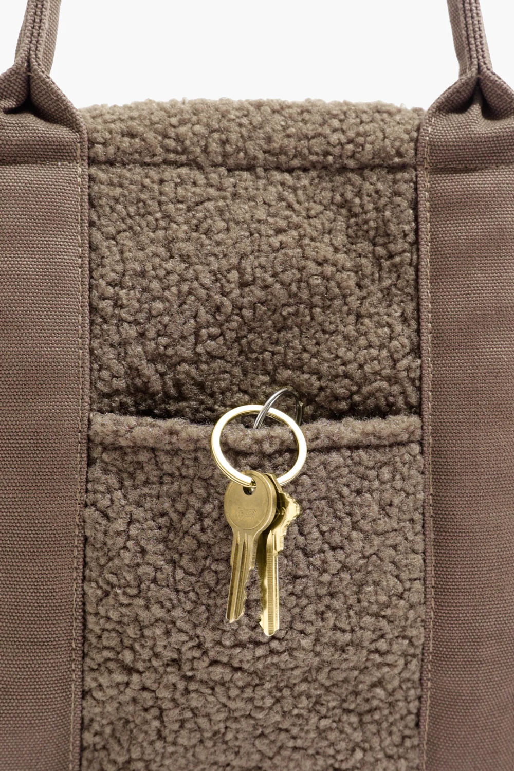 107-small-sherpa-sloane-tote-warm-ash-1.webp