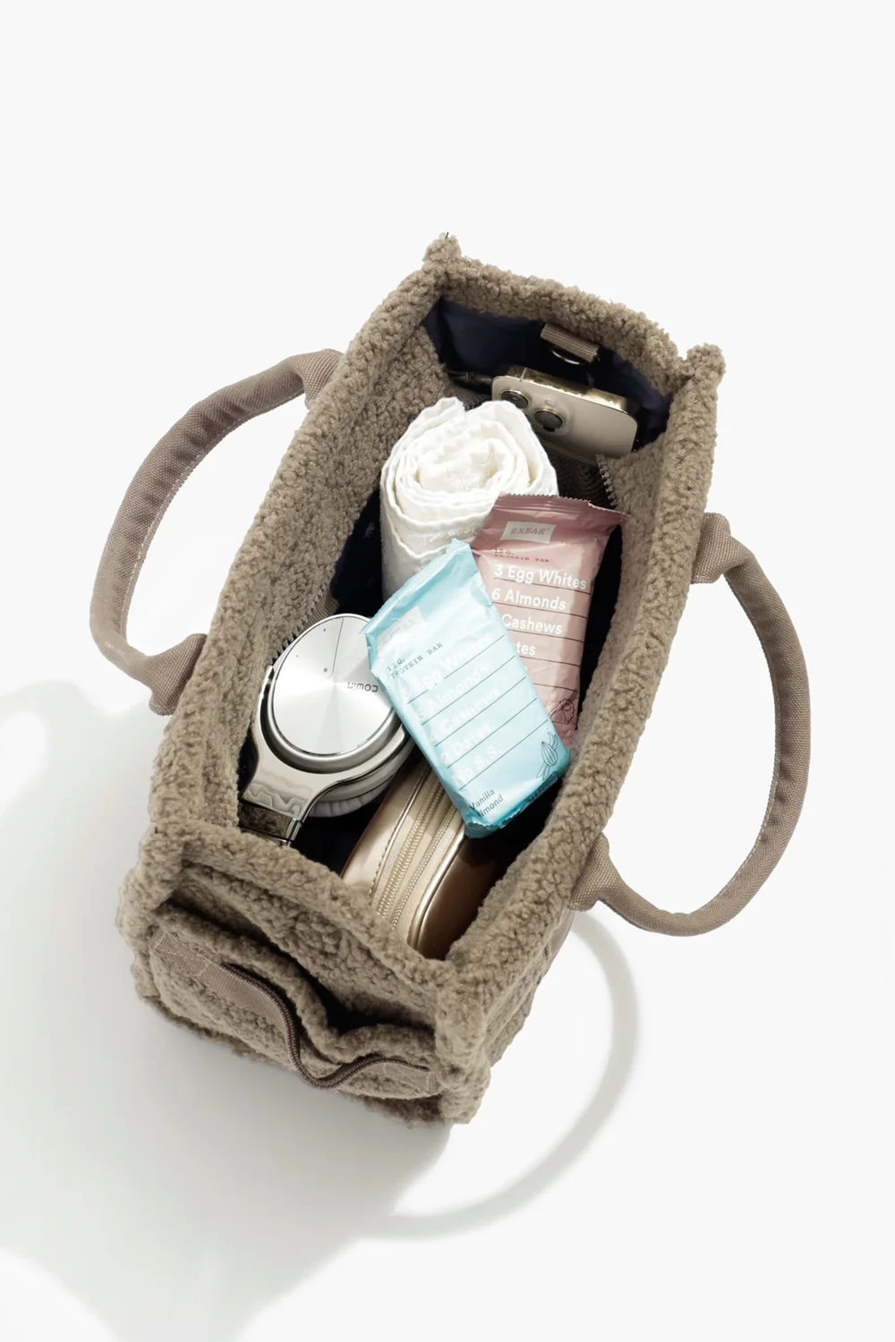 107-small-sherpa-sloane-tote-warm-ash-1.webp