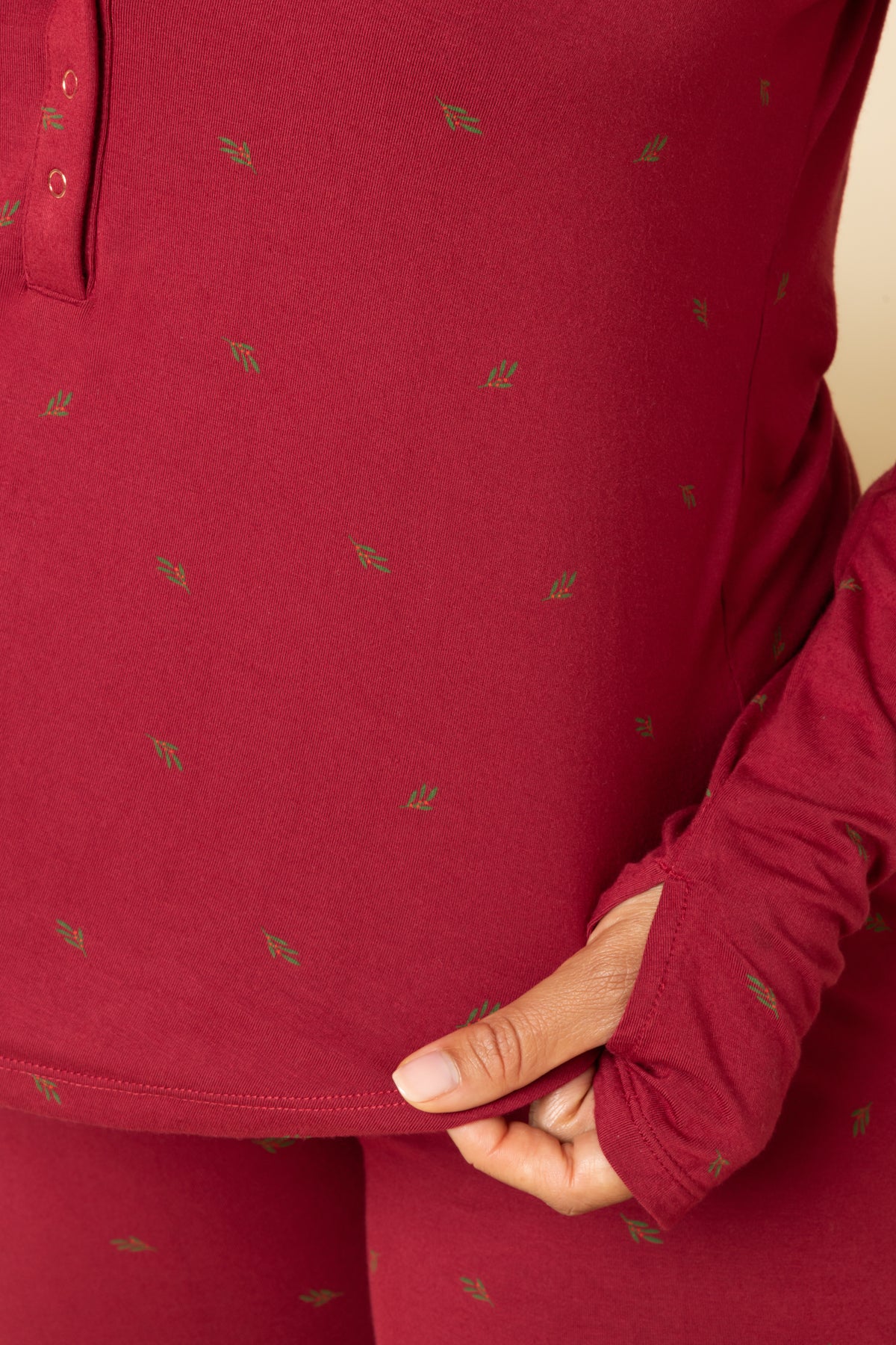11033-sleep-tight-long-sleeve-henley-cranberry-1.webp