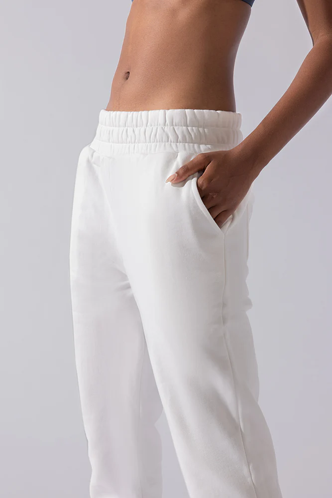 11043-cloud-rollover-sweatpant-white-1.webp