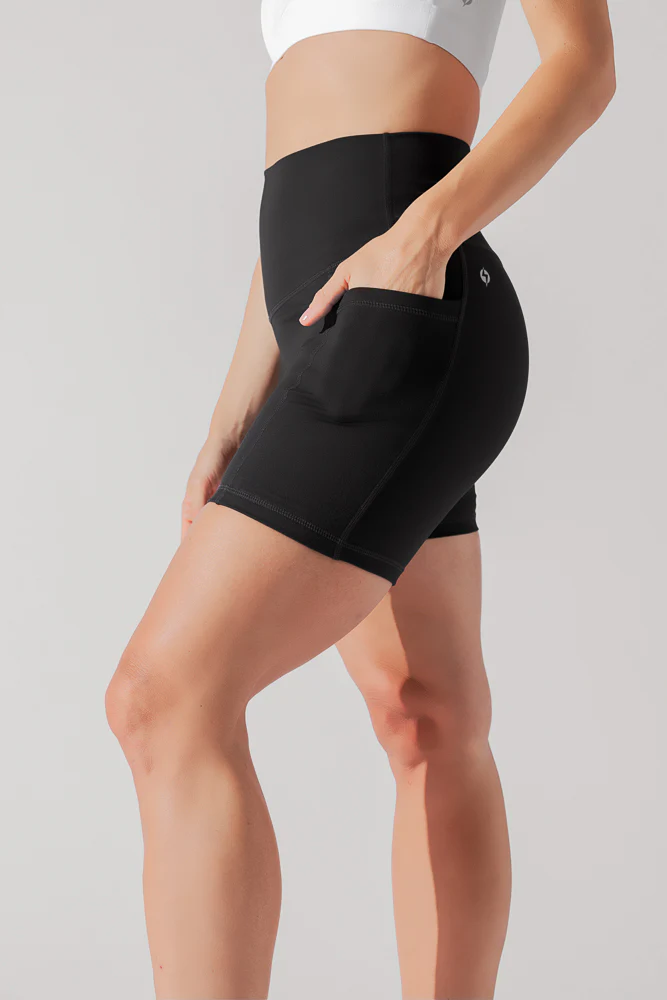 Supersculpt⢠Midi Short with Pockets - Black