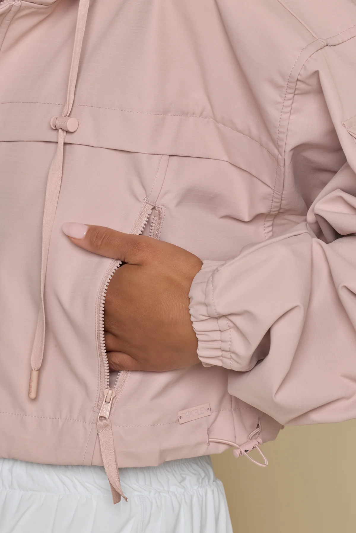 11785-packable-windbreaker-quartz-1.webp