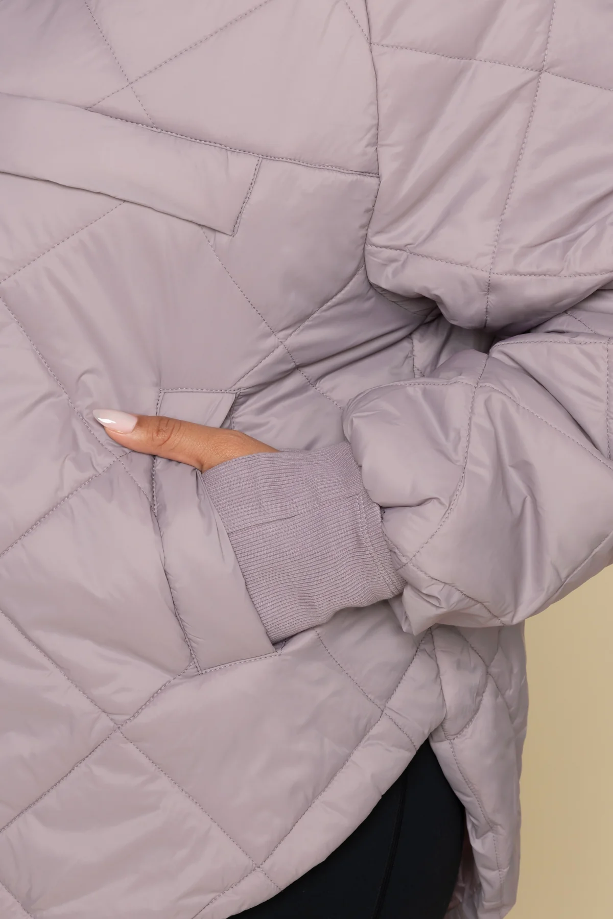 12055-pillow-packable-puffer-jacket-dusty-mauve-1.webp