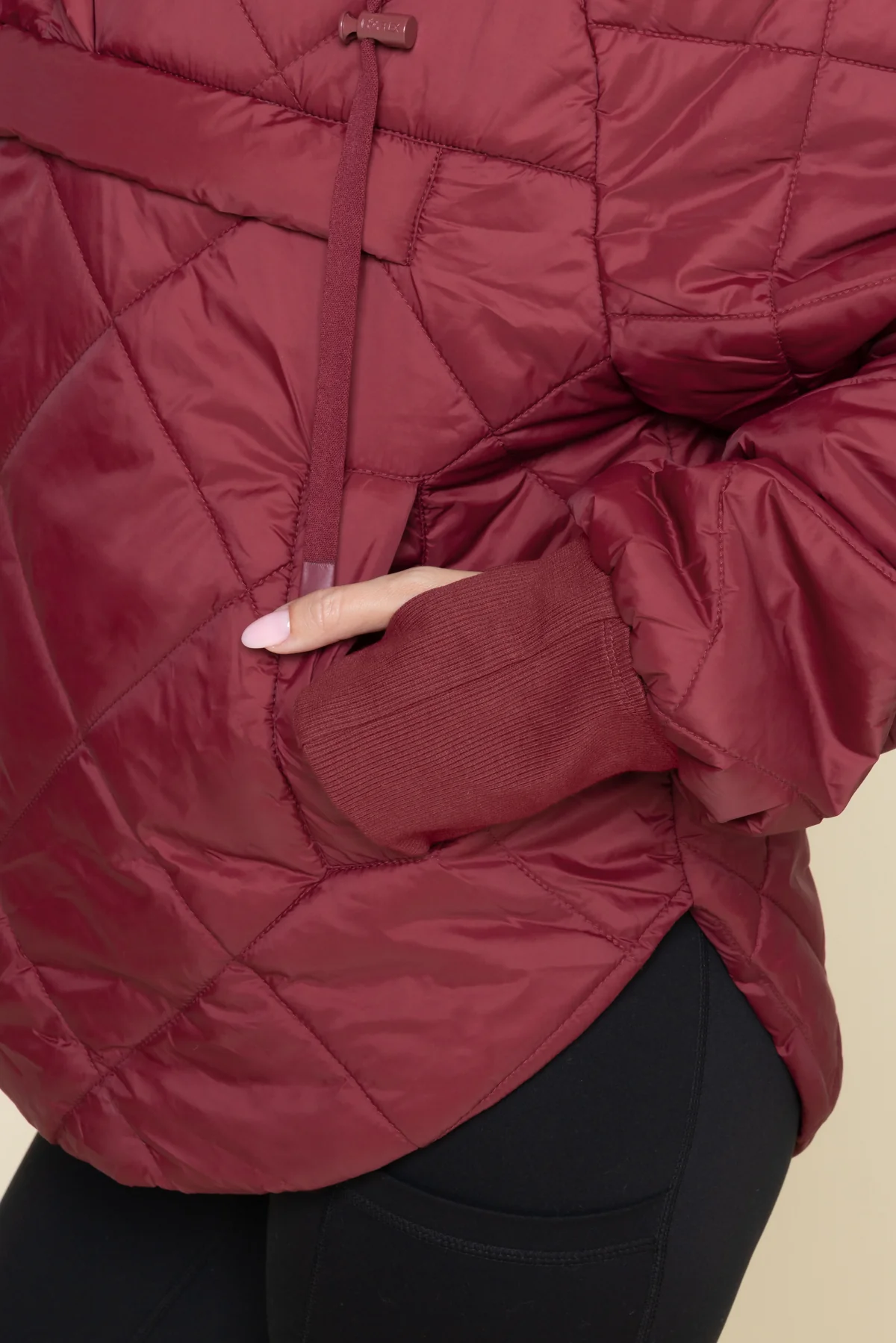 12274-pillow-packable-puffer-jacket-crimson-1.webp
