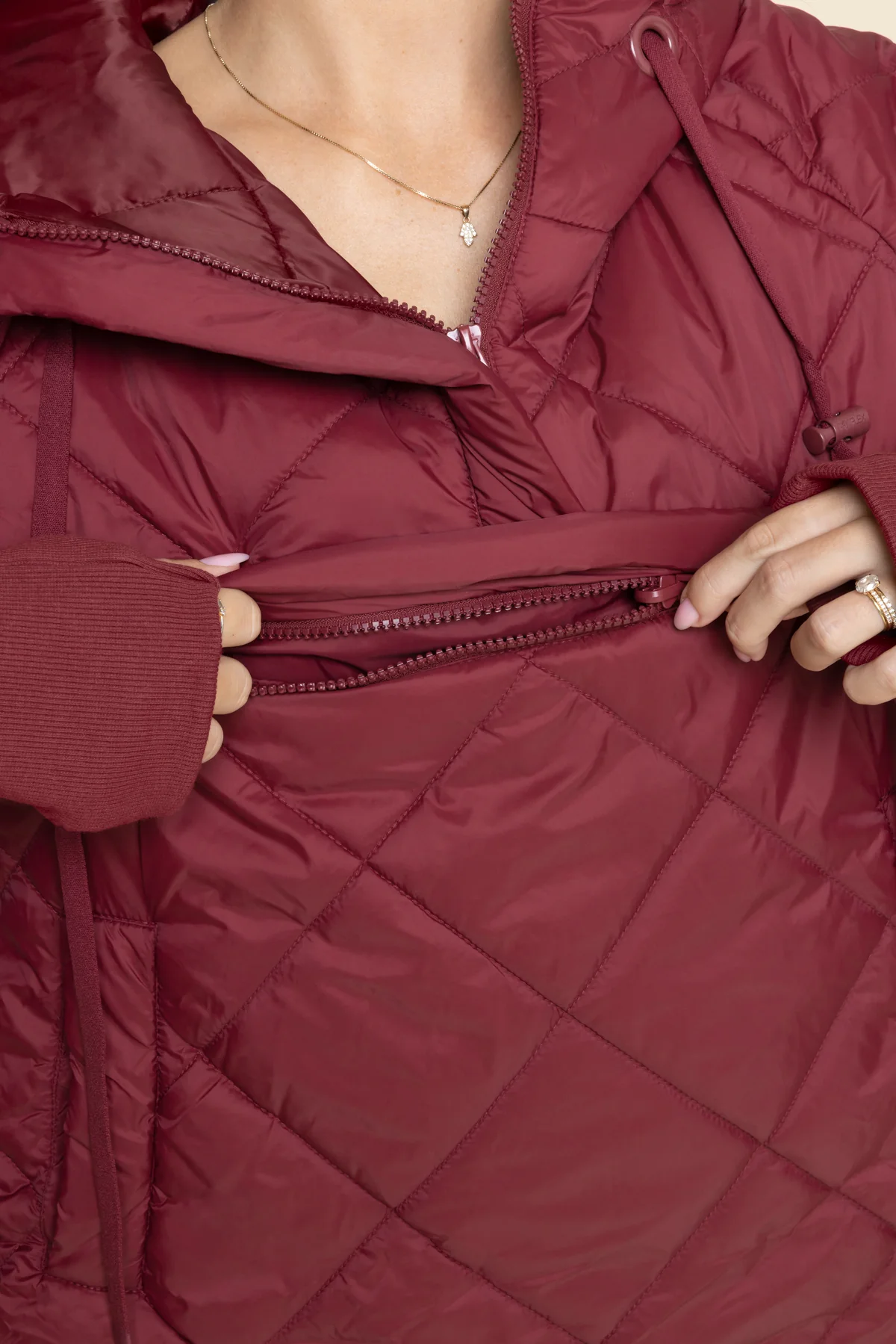 12274-pillow-packable-puffer-jacket-crimson-1.webp