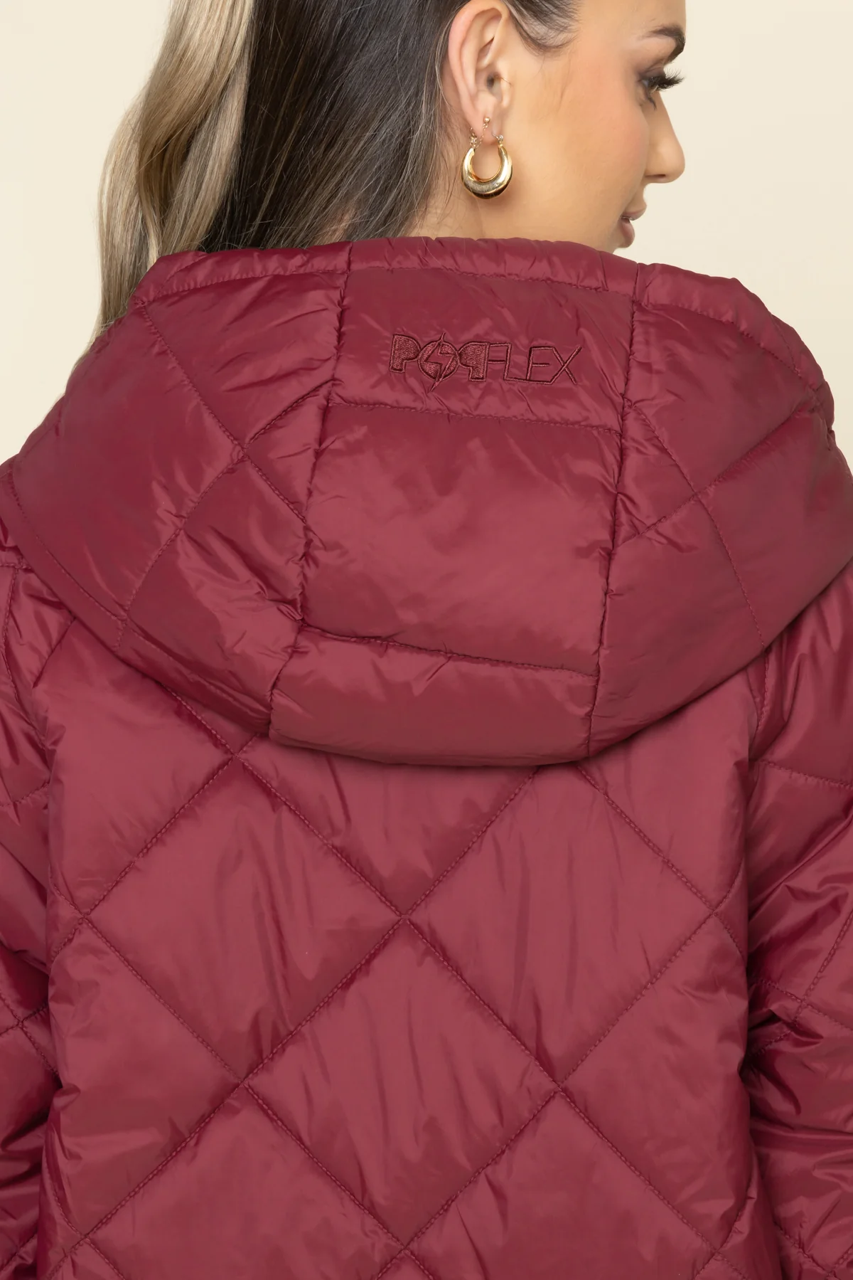 12274-pillow-packable-puffer-jacket-crimson-1.webp