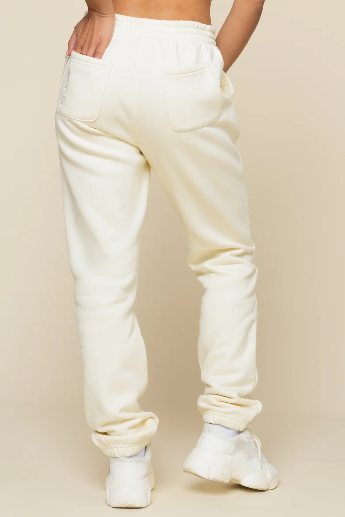 12648-cloud-street-sweatpant-ivory-1.webp