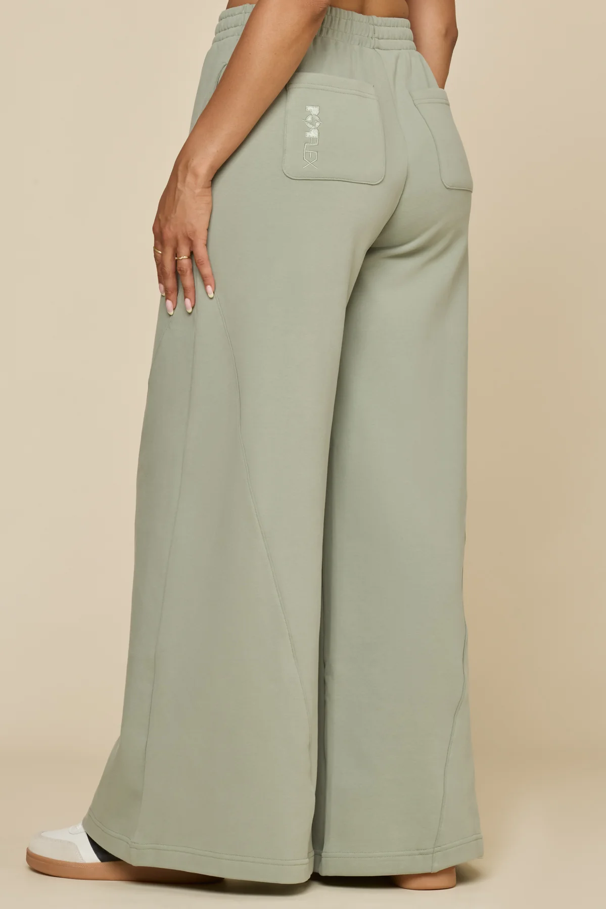 12696-superwide-sweatpant-light-sage-1.webp
