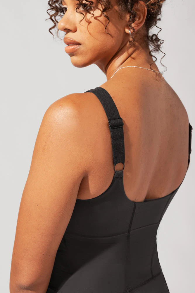 1307-tie-breaker-superdress-black-1.webp