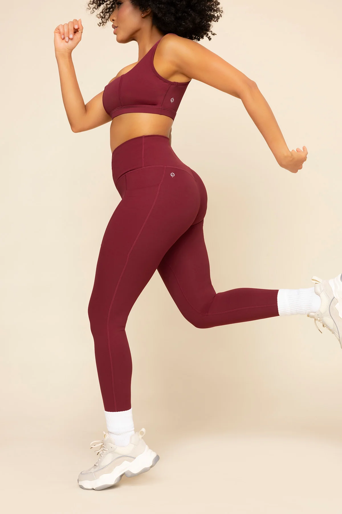 1469-crisscross-hourglass-leggings-with-pockets-crimson-1.webp