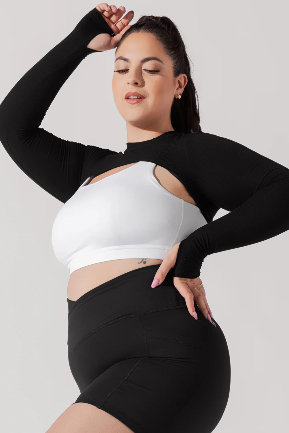 RelevÃ© Ribbed Shrug - Black