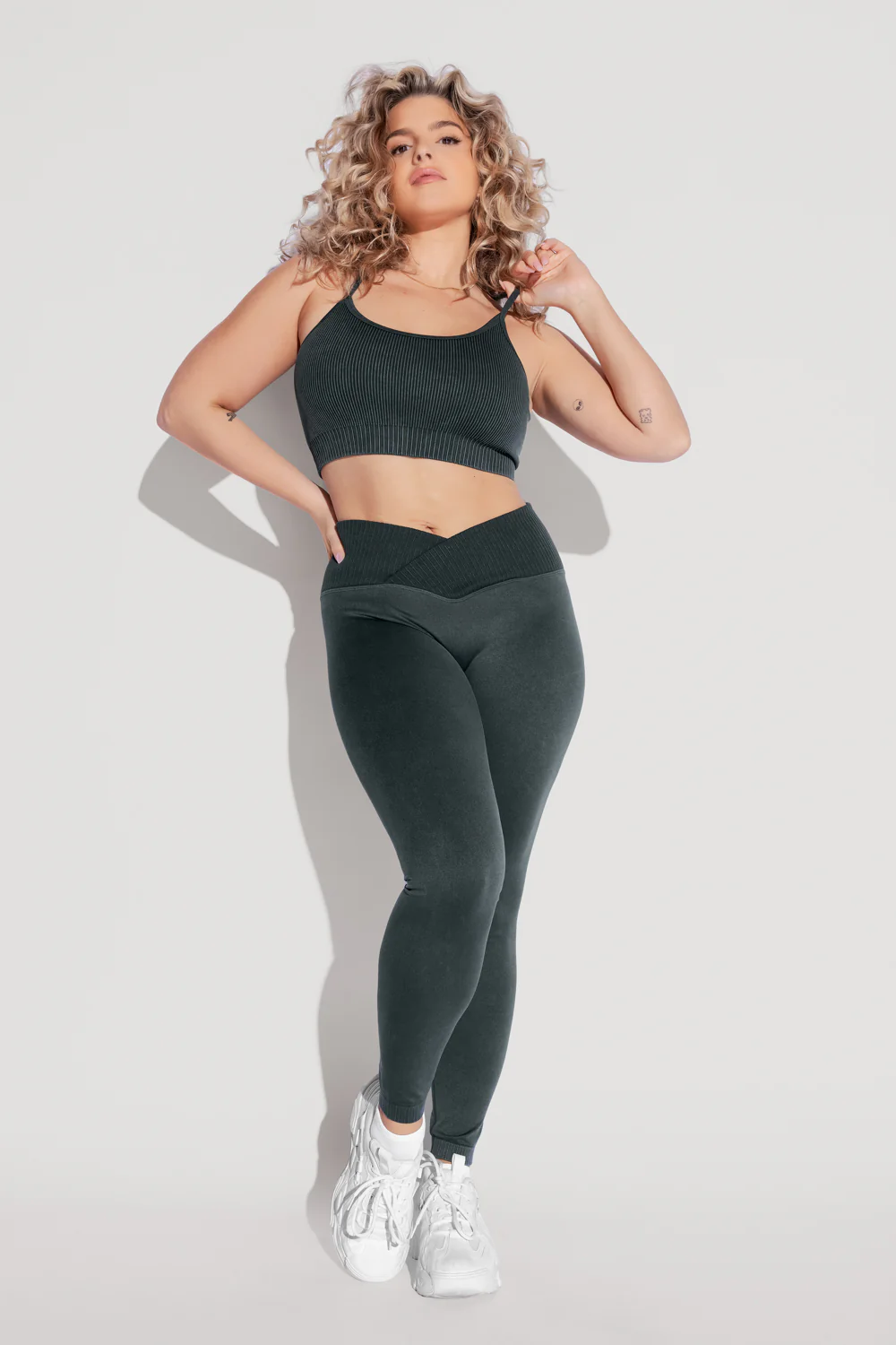 Crisscross HourglassÂ® Seamless Legging - Magical Forest