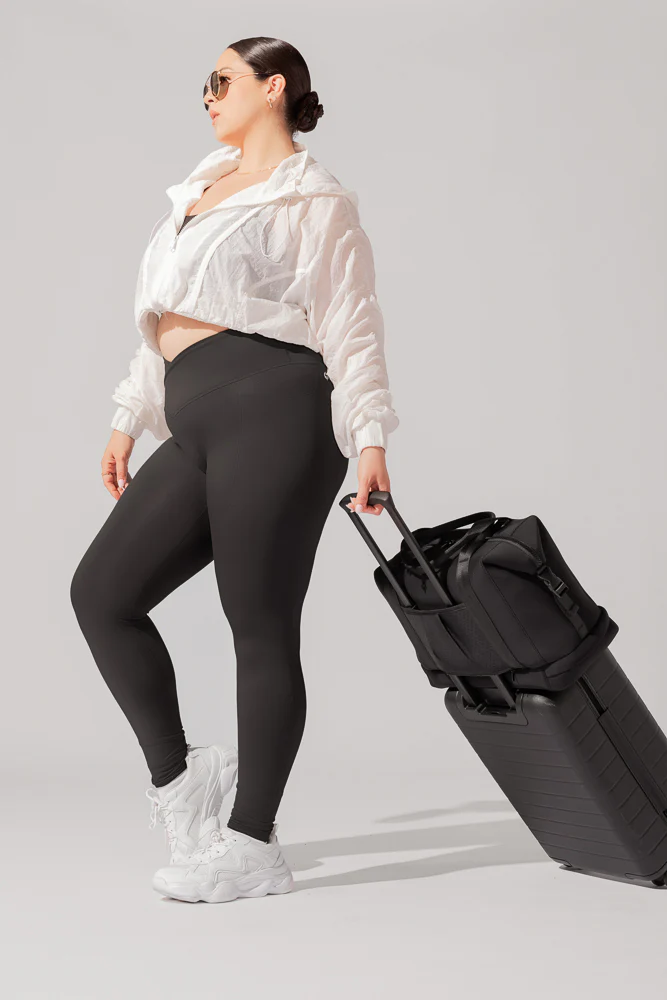 18-ella-duffle-black-1.webp