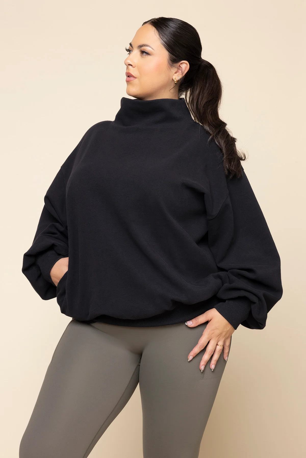 1869-ooey-gooey-mockneck-sweatshirt-with-pockets-black-1.webp