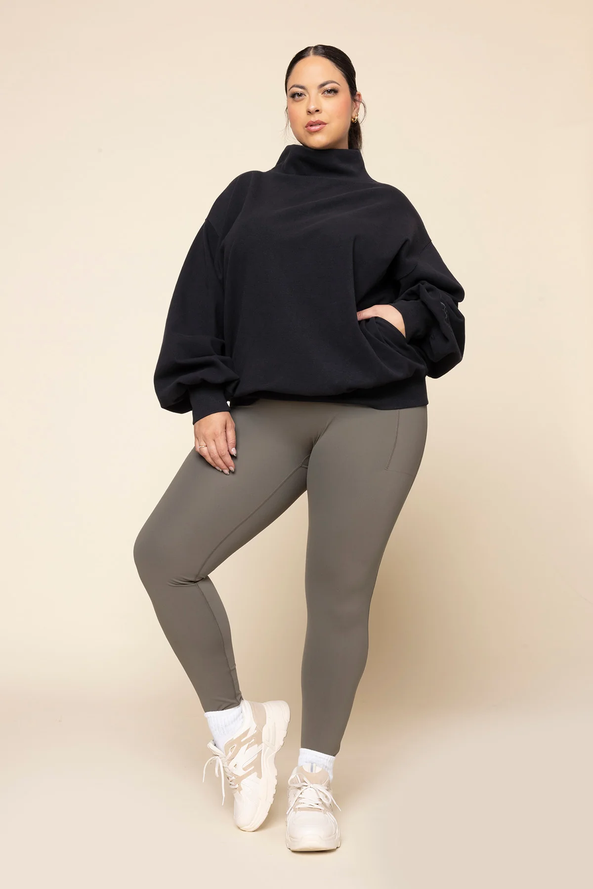 1869-ooey-gooey-mockneck-sweatshirt-with-pockets-black-1.webp