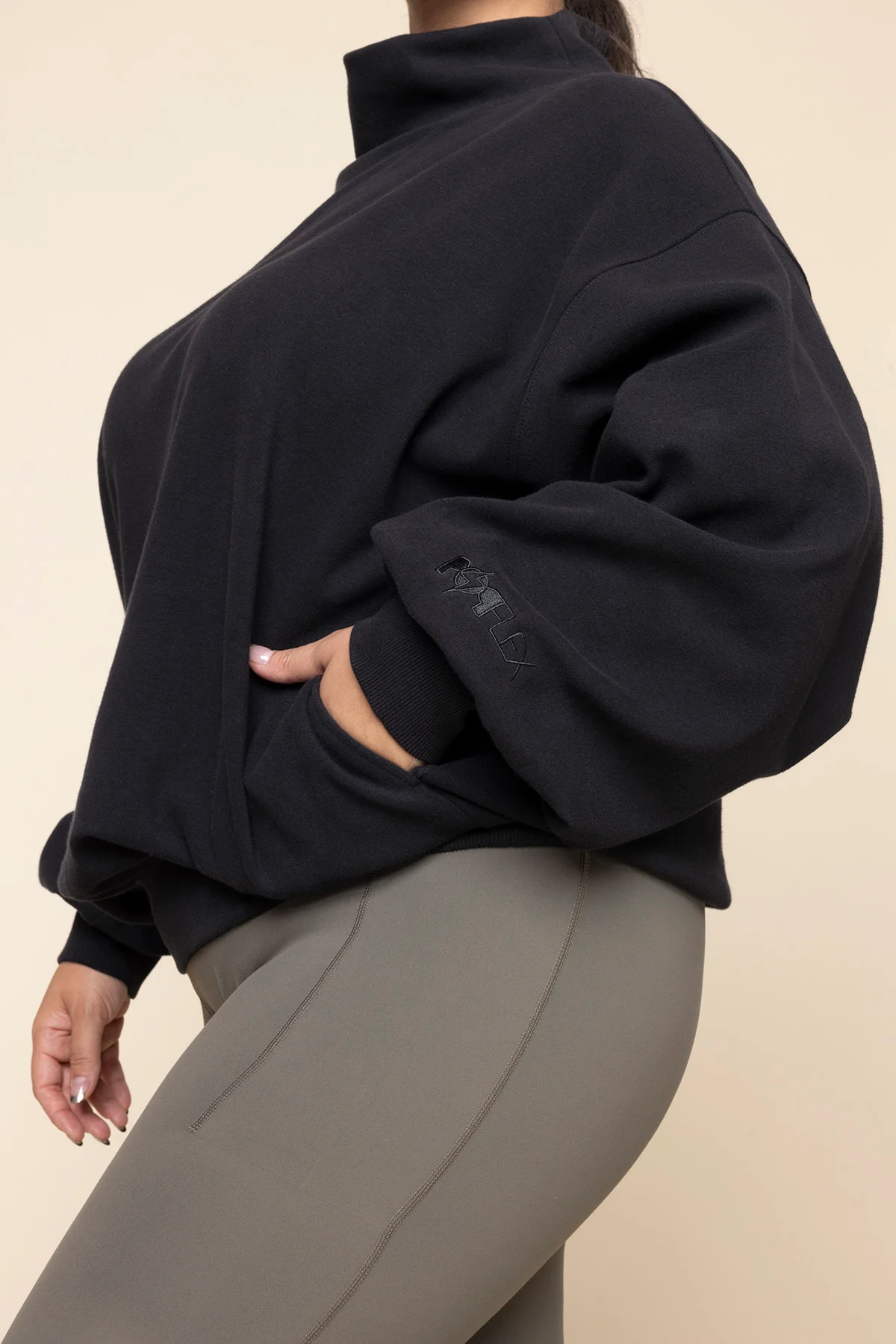 1869-ooey-gooey-mockneck-sweatshirt-with-pockets-black-1.webp