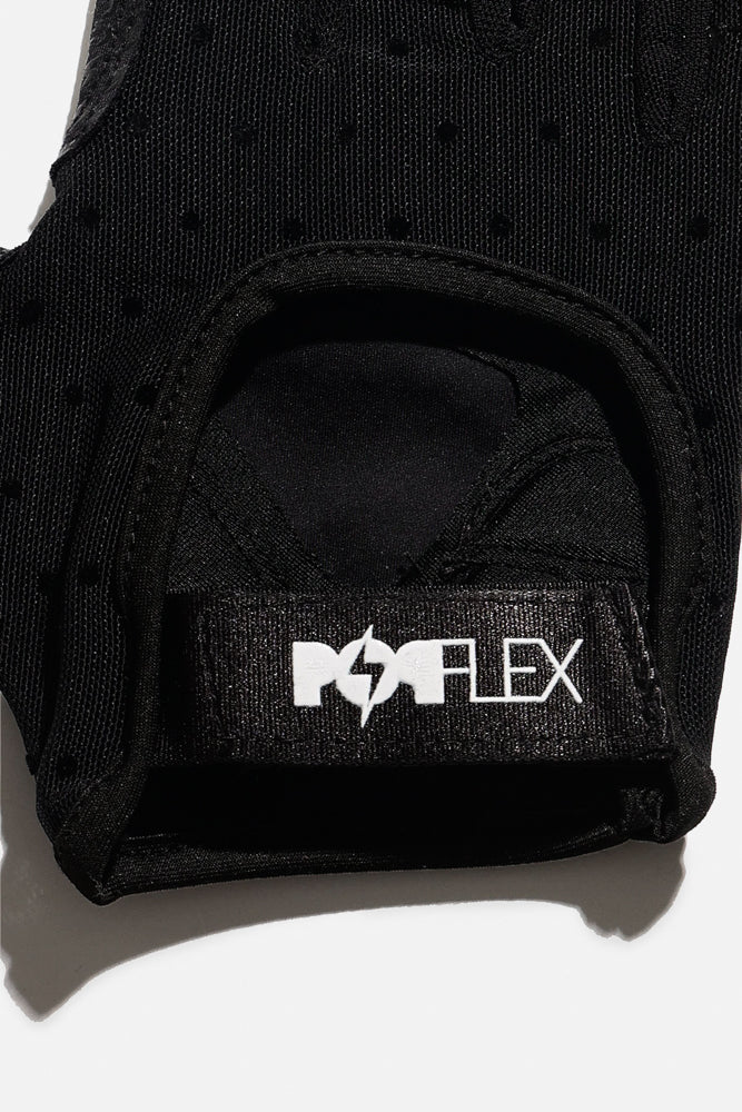 202-luxe-mesh-training-gloves-black-dot-1.webp