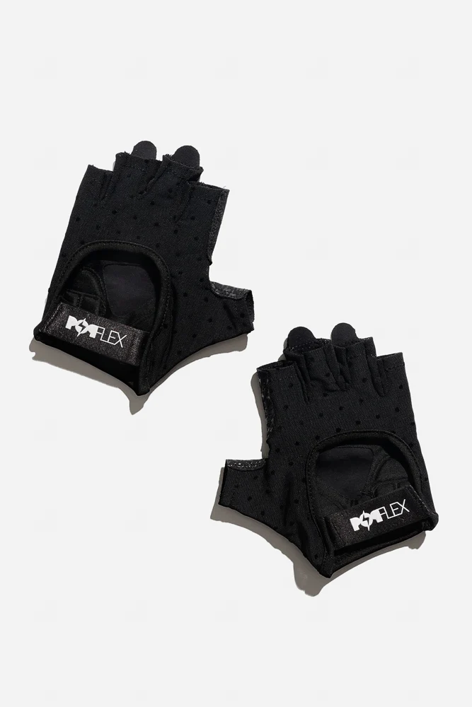 202-luxe-mesh-training-gloves-black-dot-1.webp