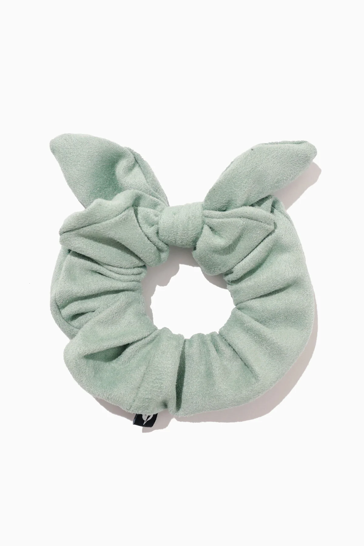 206-secret-scrunchie-with-bow-1.webp
