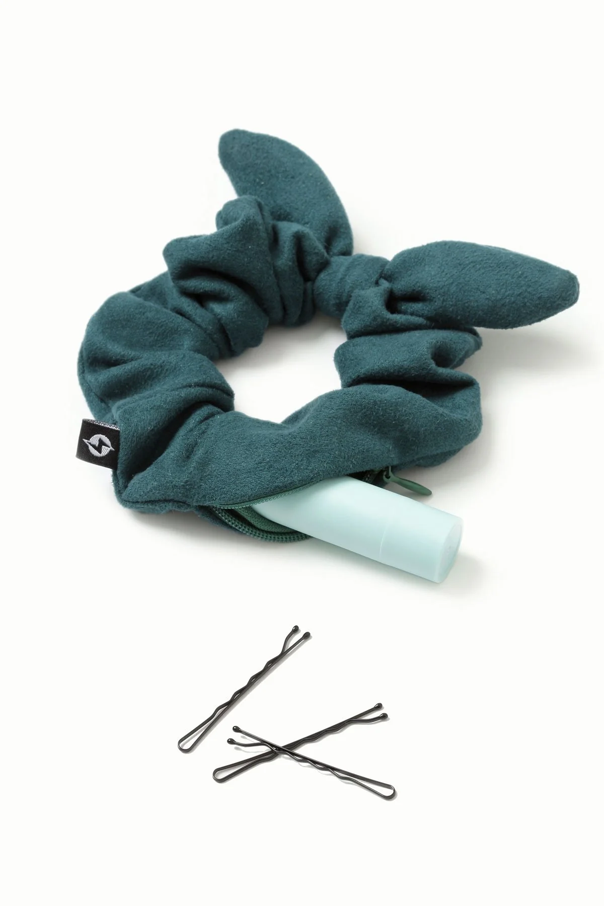 206-secret-scrunchie-with-bow-1.webp