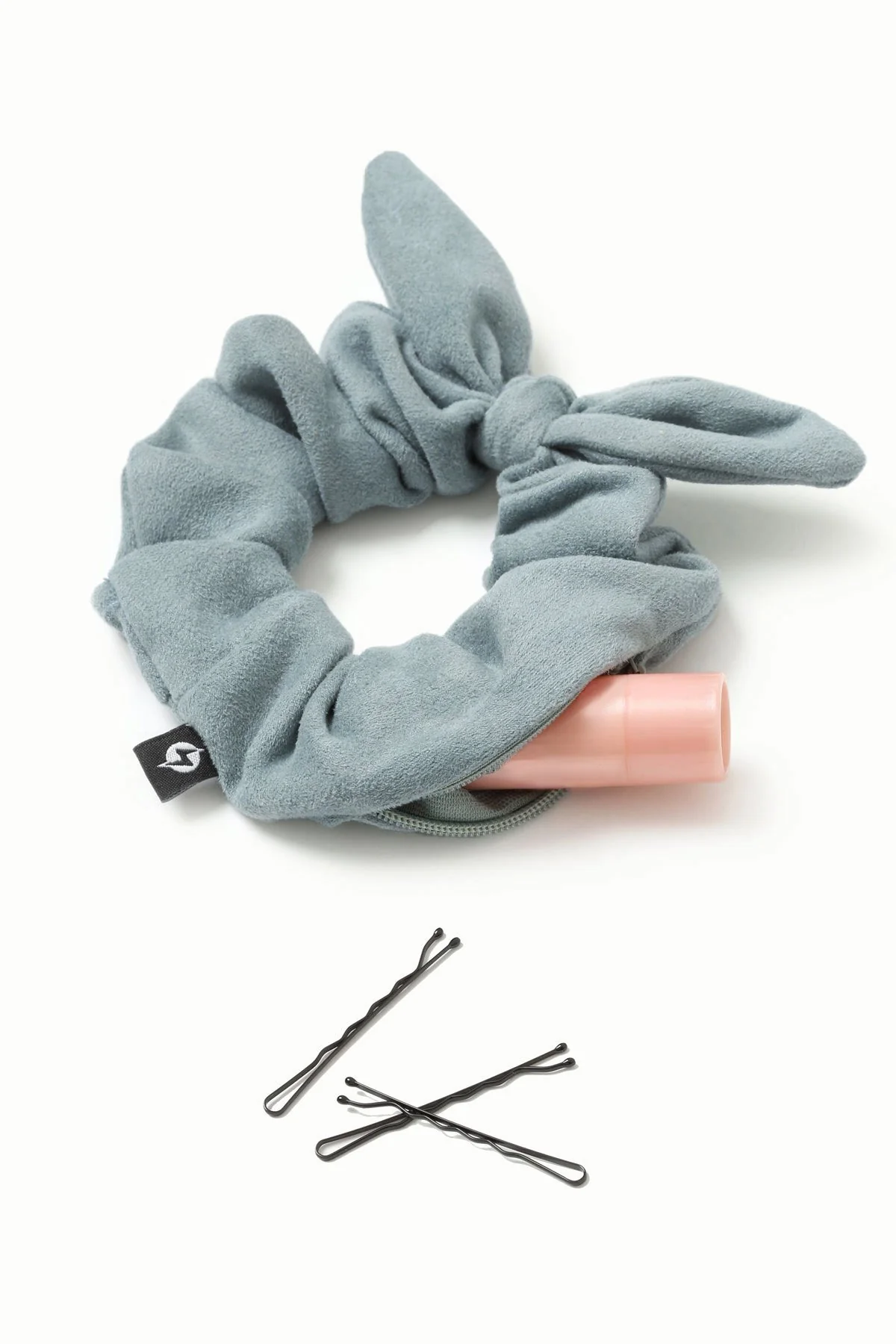 206-secret-scrunchie-with-bow-1.webp