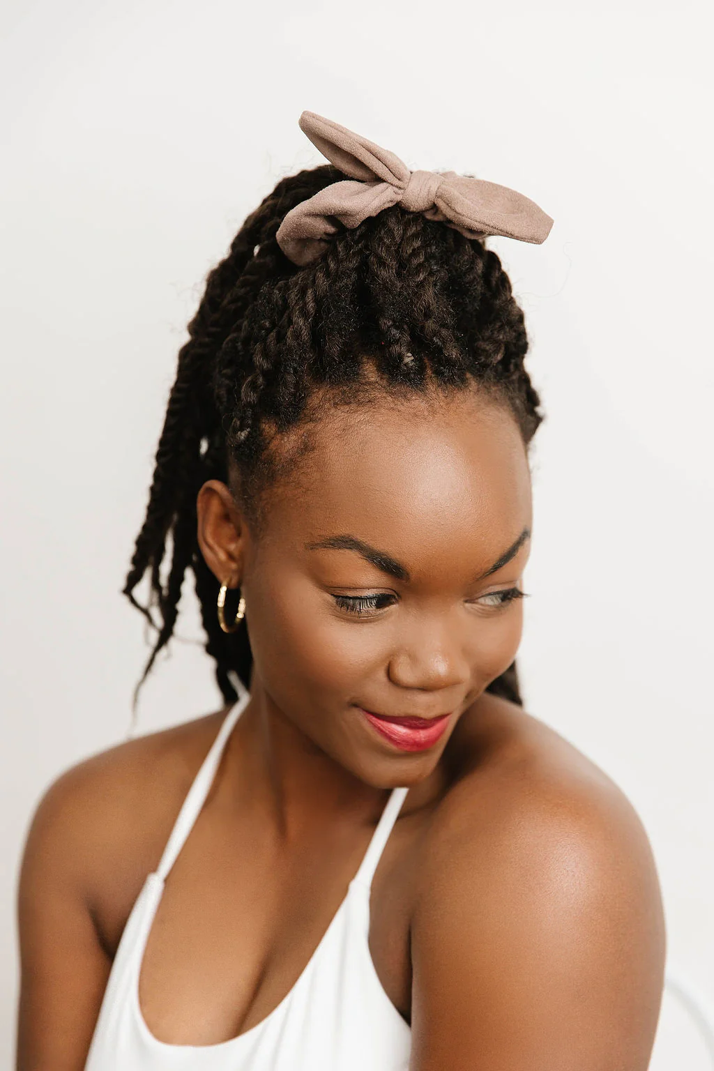 206-secret-scrunchie-with-bow-1.webp