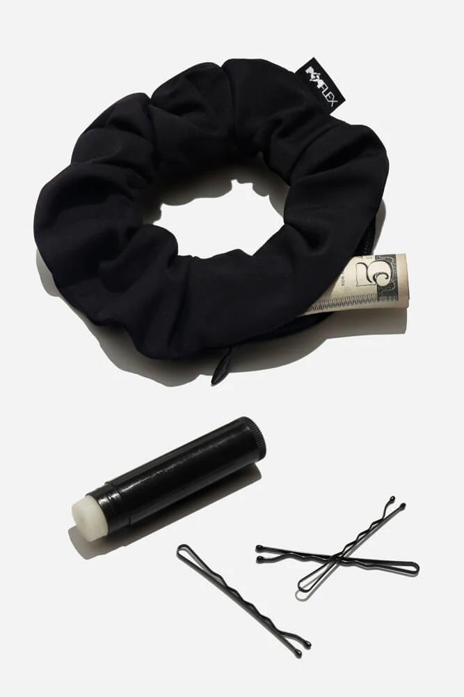 221-secret-scrunchie-1.webp