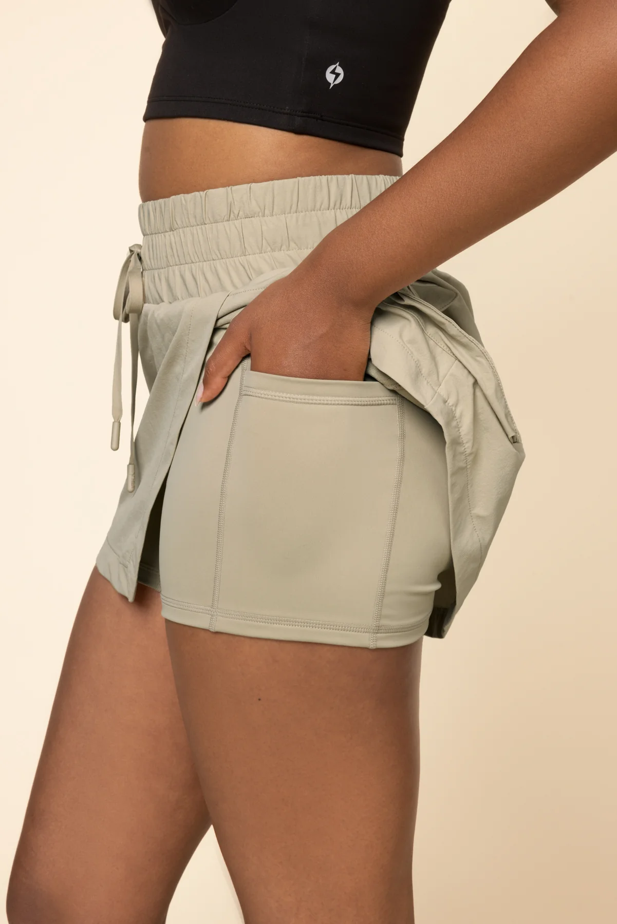2211-hiking-superskort-sand-dune-1.webp