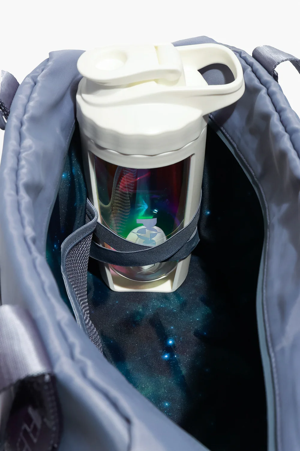 232-delilah-duffle-blue-mist-1.webp