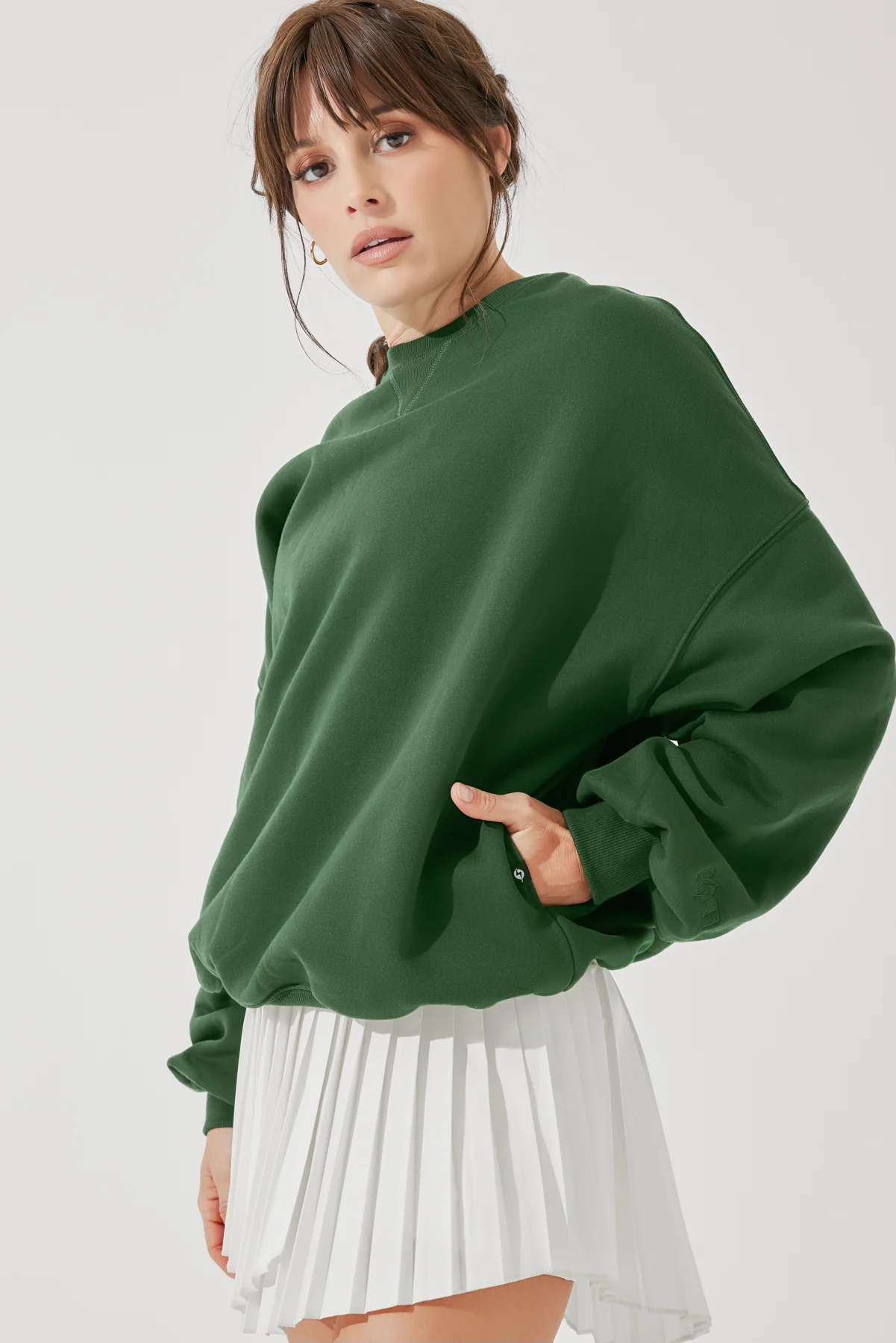 2431-cloud-crewneck-sweater-fern-green-1.webp