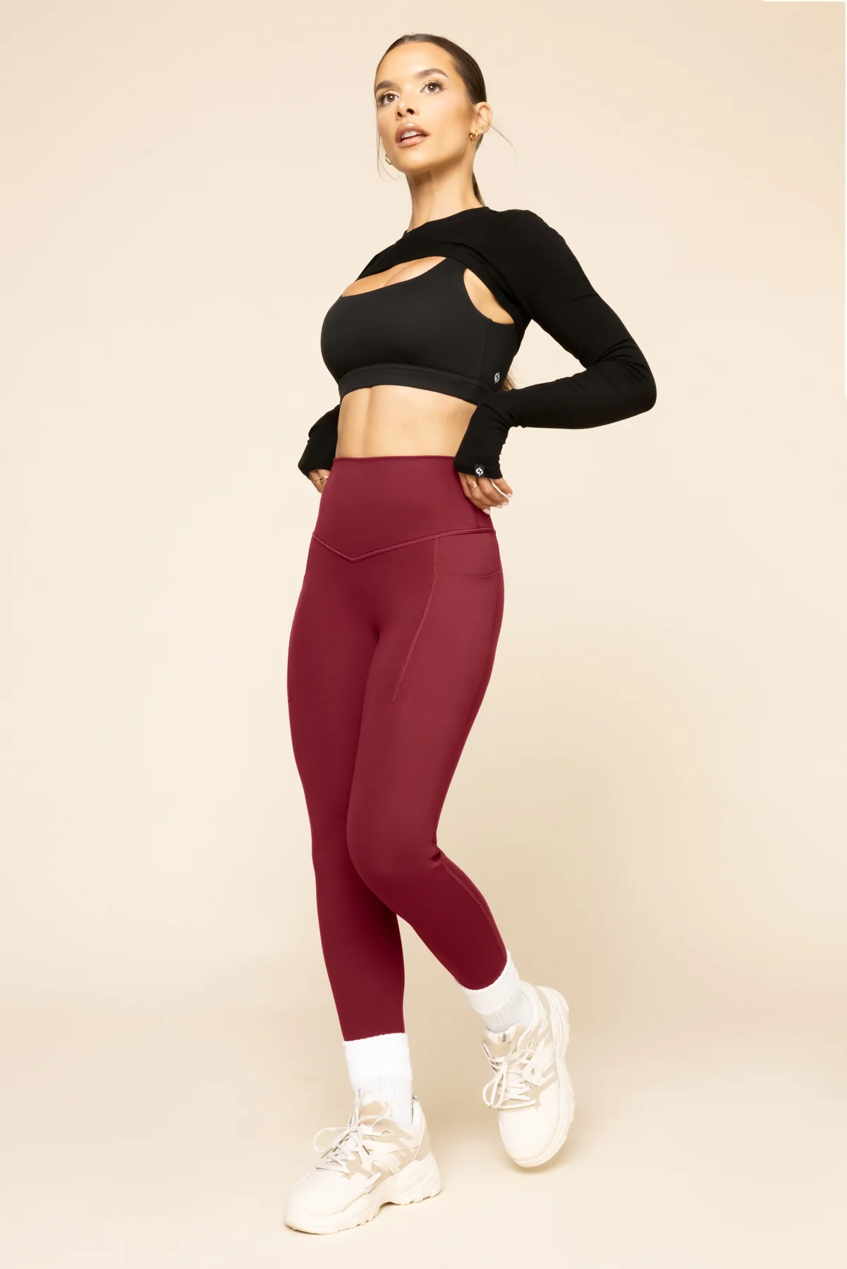 2595-supersculpt-leggings-with-pockets-crimson-1.webp