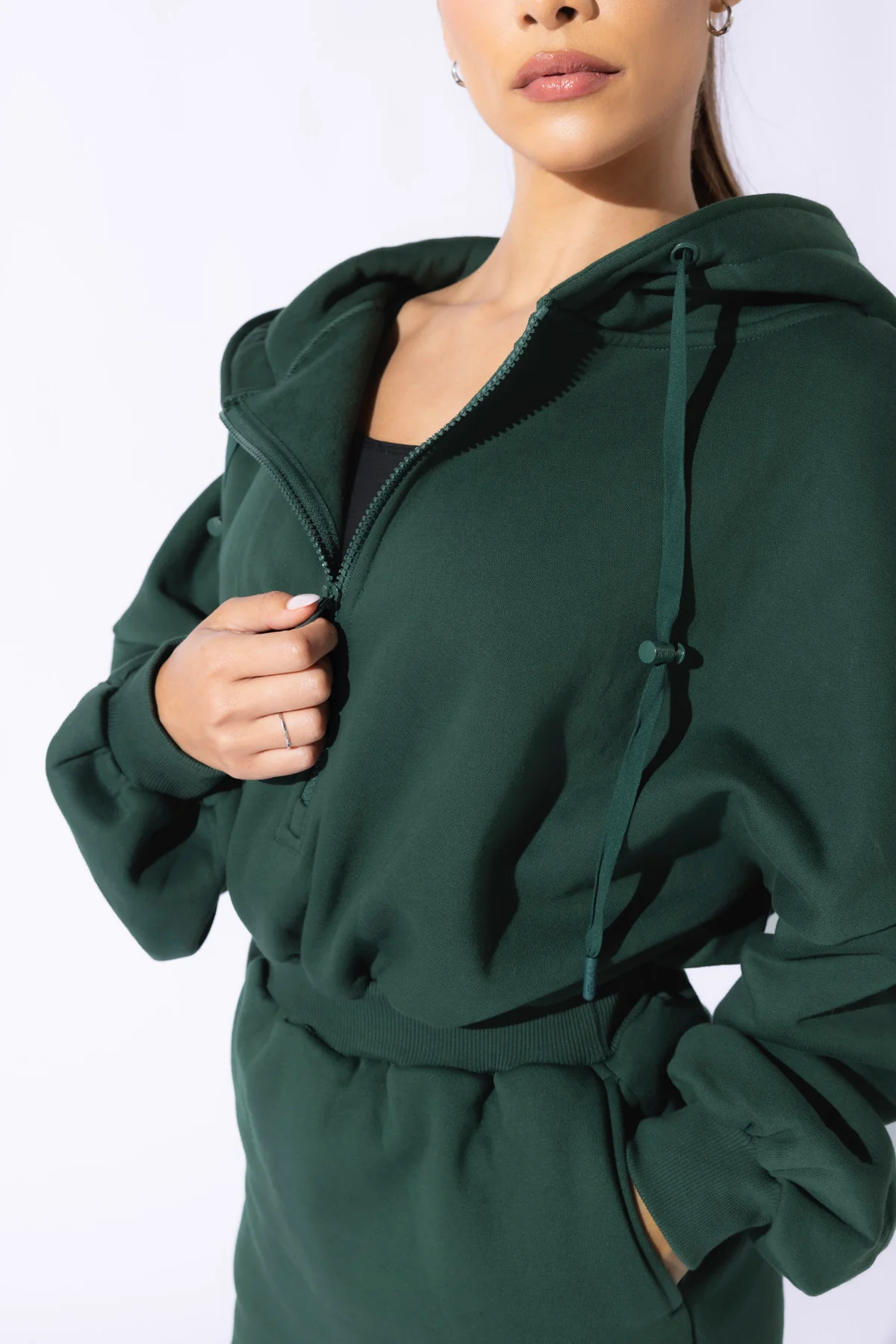2744-game-day-dress-game-time-green-1.webp