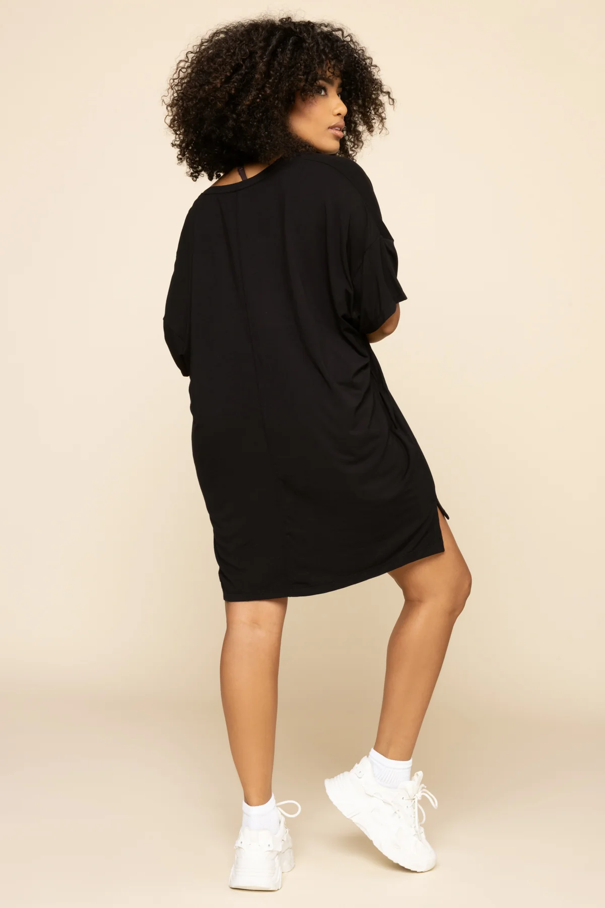 3024-supertee-black-1.webp