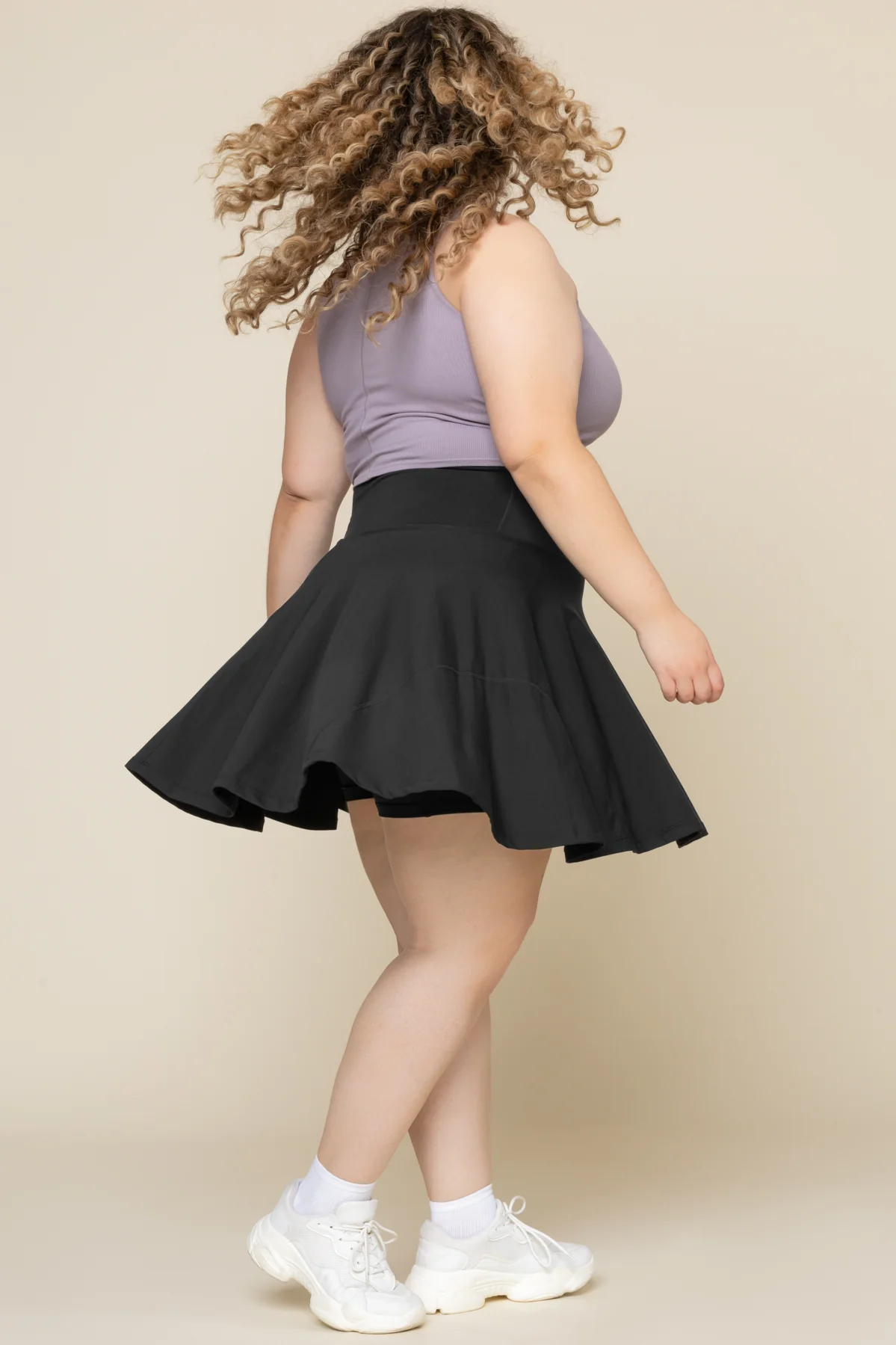 3034-twirl-skort-longer-black-1.webp