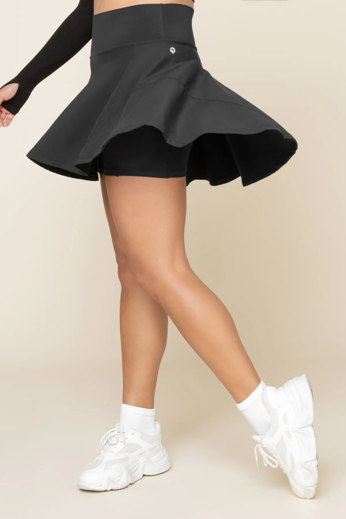 3034-twirl-skort-longer-black-1.webp