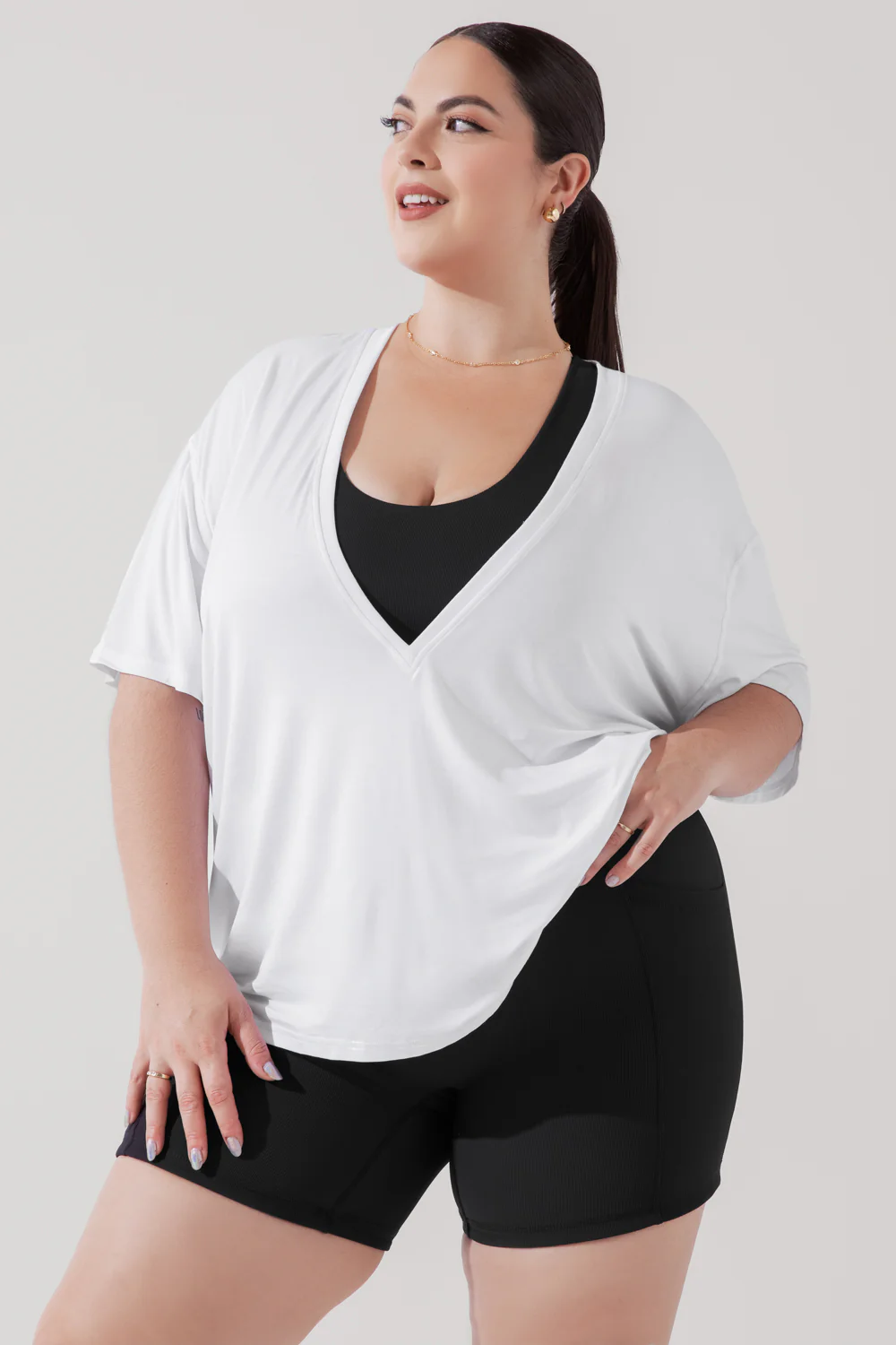 3352-daring-deep-v-tee-white-1.webp