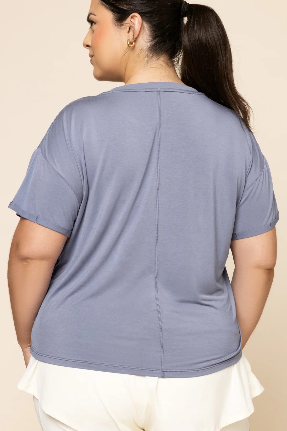 3402-the-perfect-tee-blue-mist-1.webp