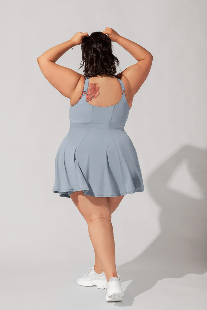 3412-tie-breaker-superdress-cloudy-blue-1.webp