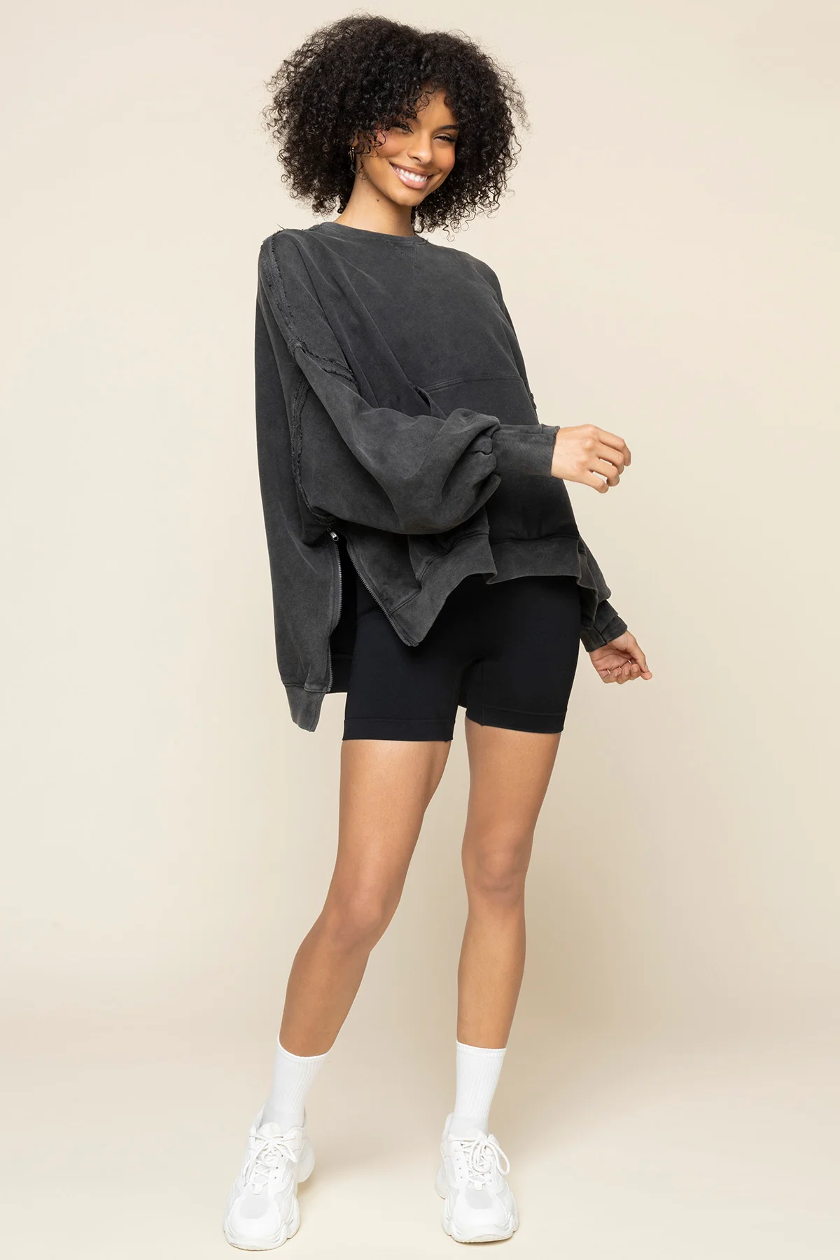 Boxy Crewneck - Vintage Black