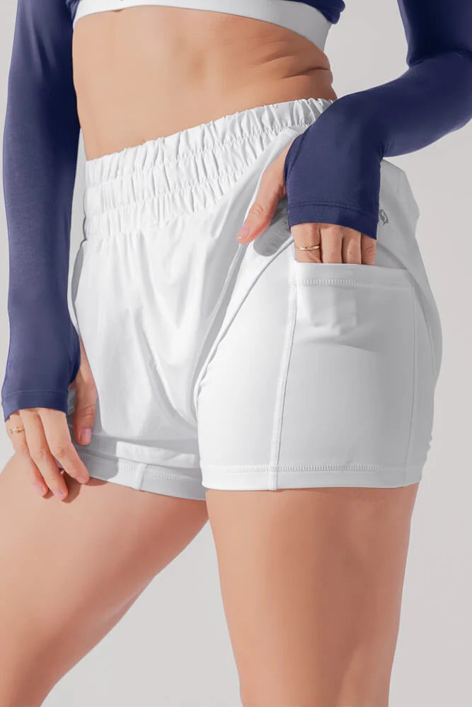 3940-high-waisted-supershort-white-1.webp