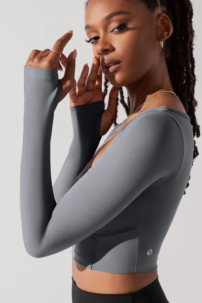 4133-sweetheart-long-sleeve-crop-top-cloudy-grey-1.webp
