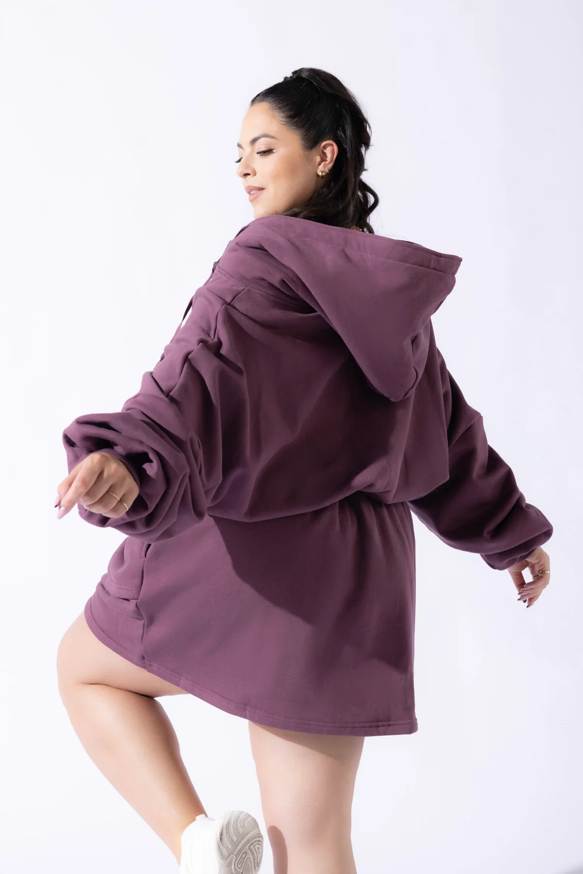 4185-game-day-dress-deep-plum-1.webp