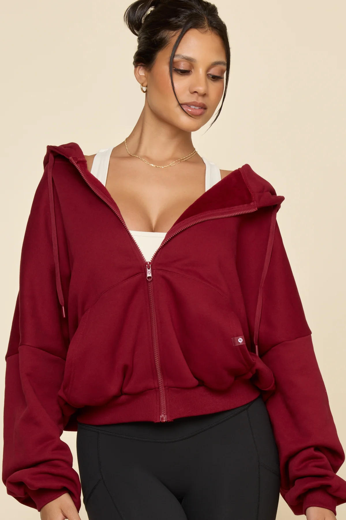 4346-zip-cloud-hoodie-crimson-1.webp