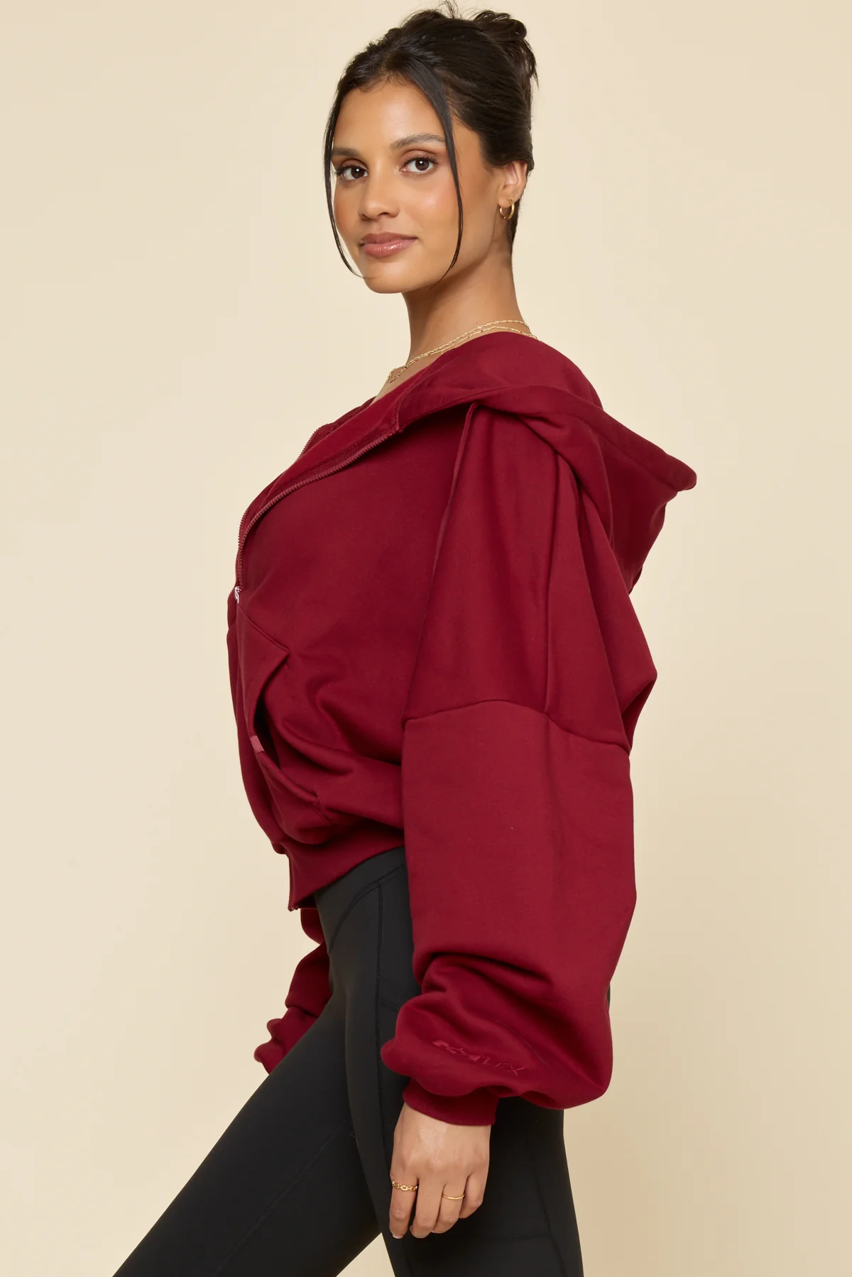 4346-zip-cloud-hoodie-crimson-1.webp