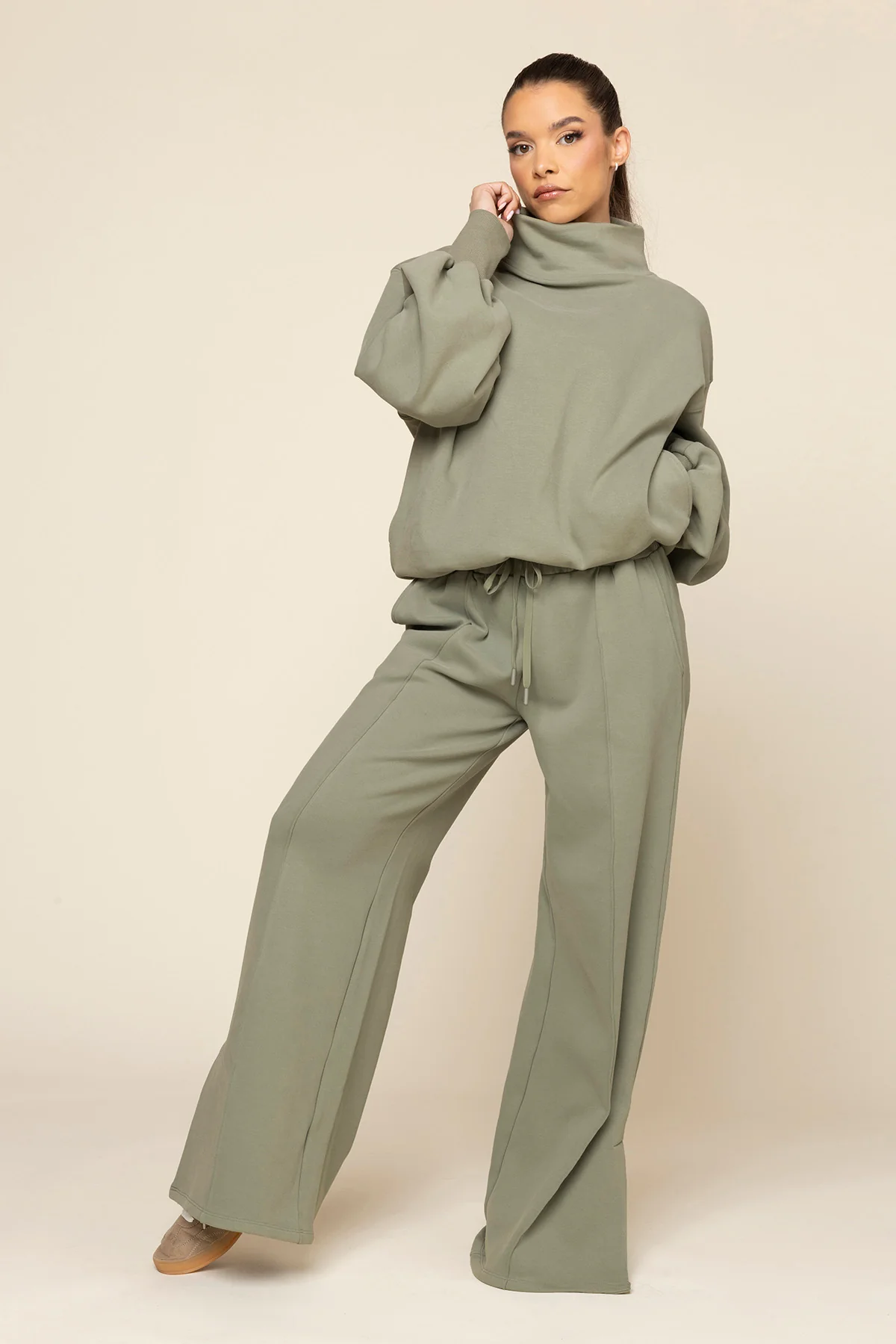 Ooey Gooey Mockneck Sweatshirt with Pockets - Light Sage