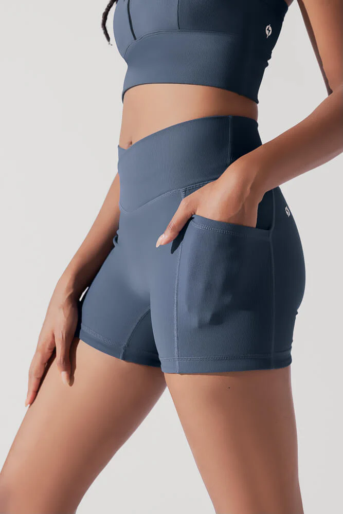 4985-crisscross-hourglass-midi-shorts-with-pockets-ribbed-navy-1.webp