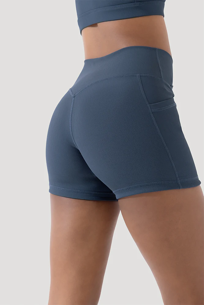 5105-crisscross-hourglass-midi-shorts-with-pockets-ribbed-dark-navy-1.webp