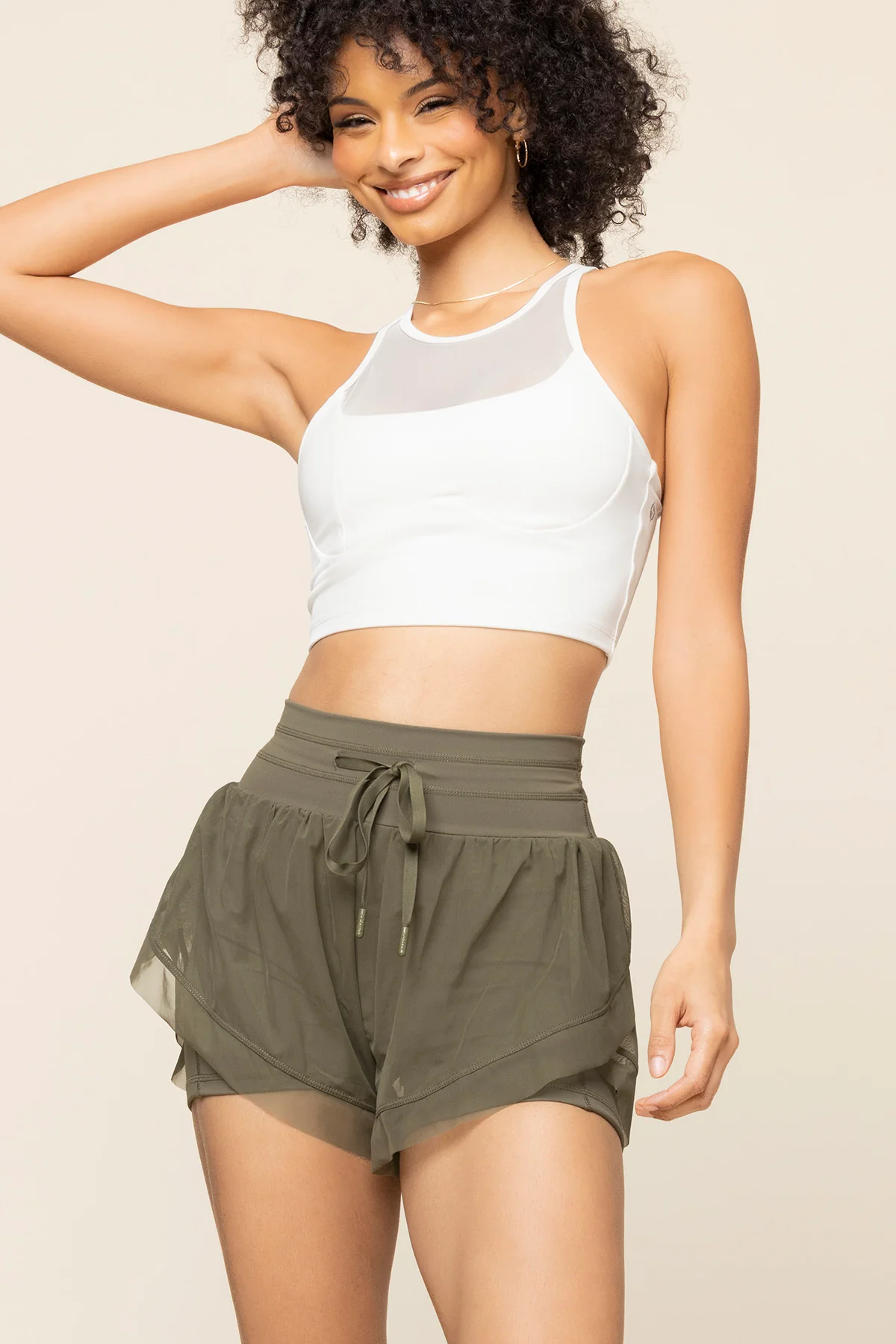 5115-cadence-short-dark-olive-1.webp
