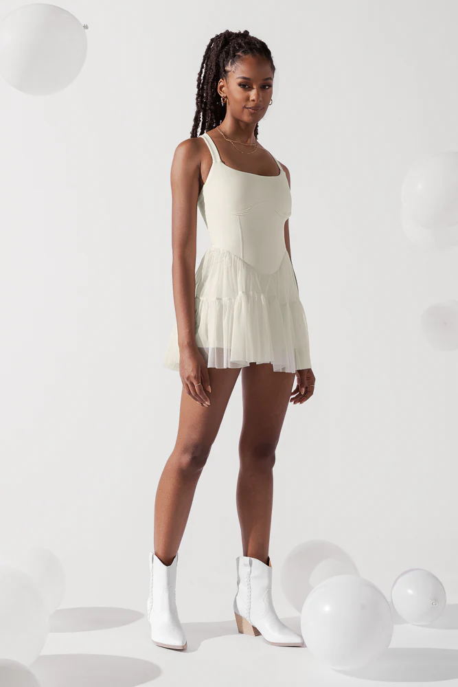 5601-corset-pirouette-dress-coconut-cream-1.webp